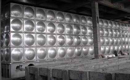 不锈钢保温水箱的性能参数是什么？